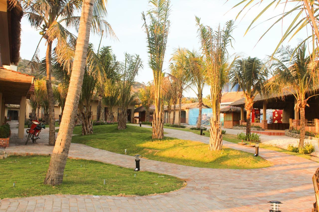 Eagles Beach Resort Phan Thiet Dış mekan fotoğraf